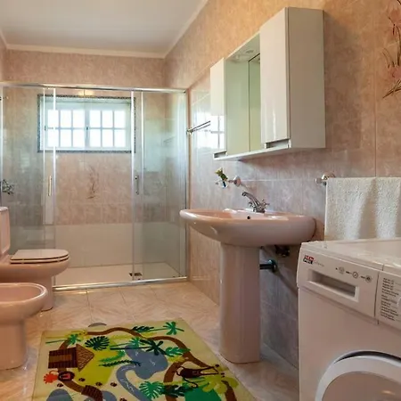 Casa Do Costa Em Arouca Com Piscina Holiday home Fermedo